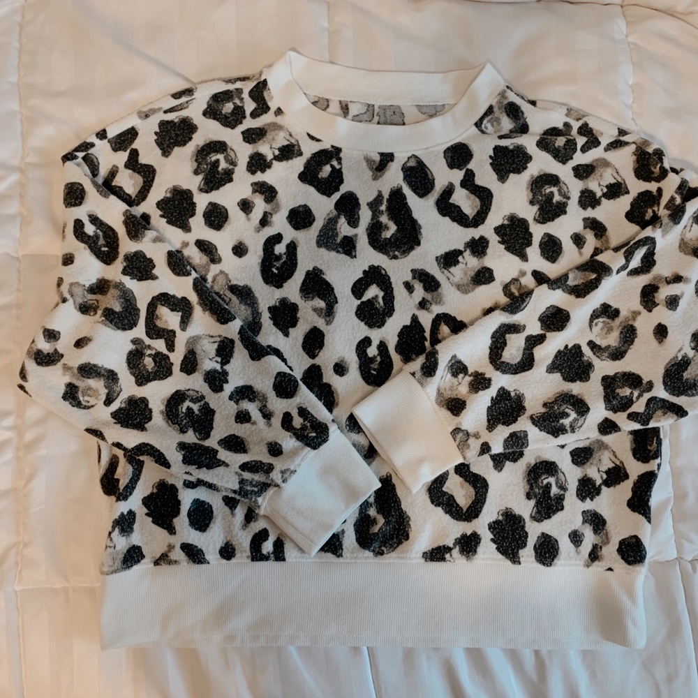 Z supply crewneck sweater